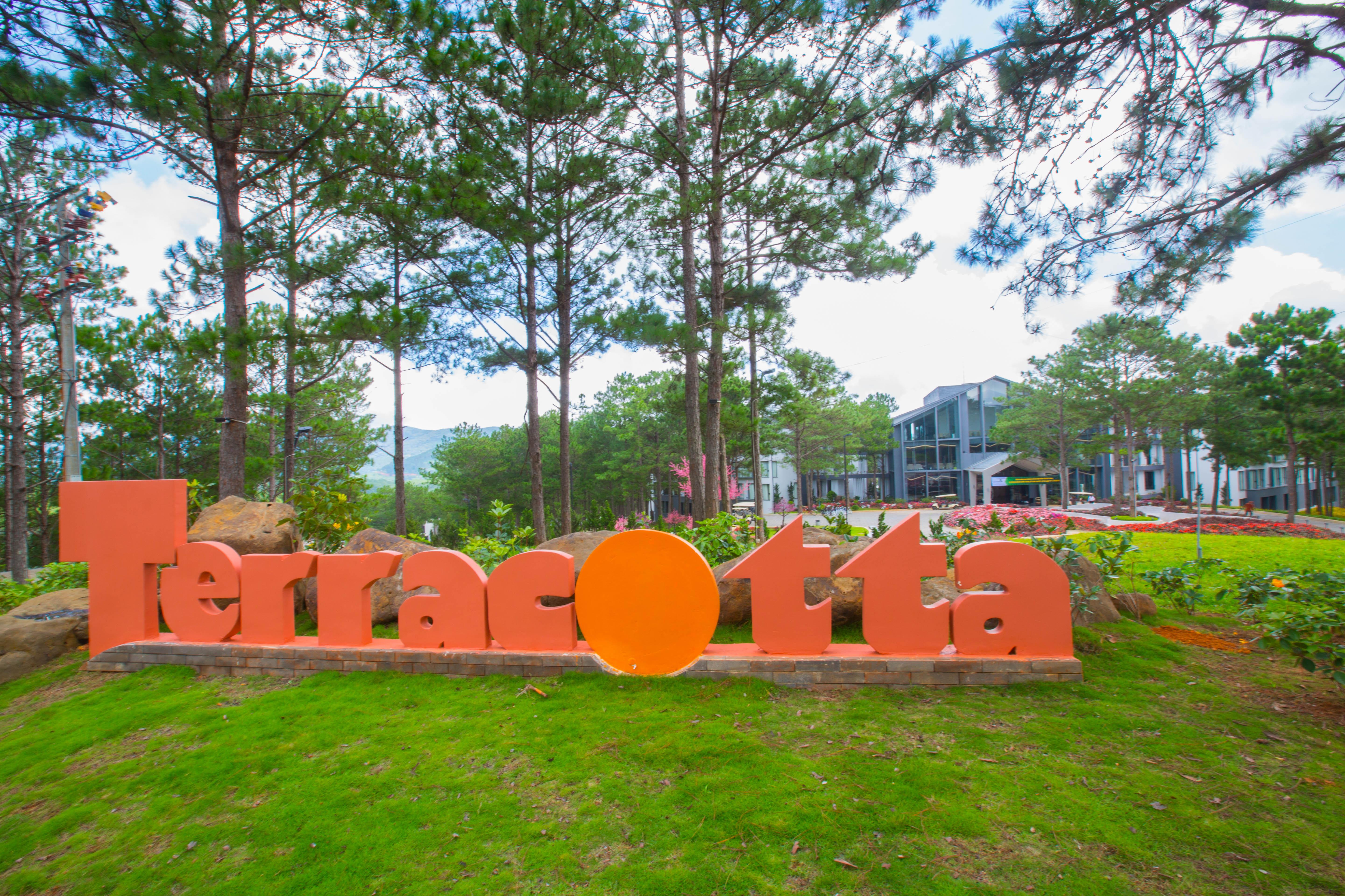Terracotta Hotel & Resort Dalat Buitenkant foto