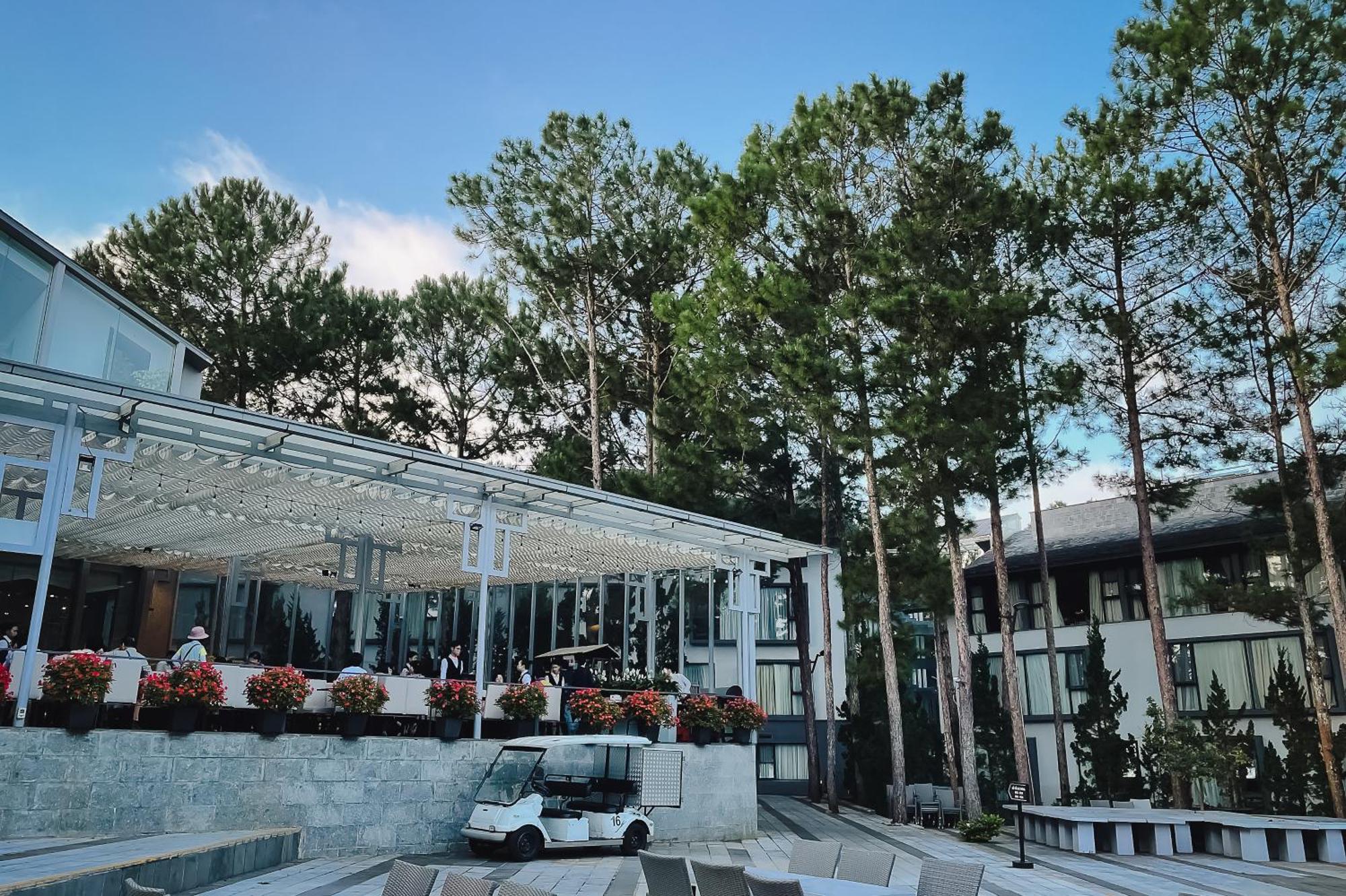 Terracotta Hotel & Resort Dalat Buitenkant foto