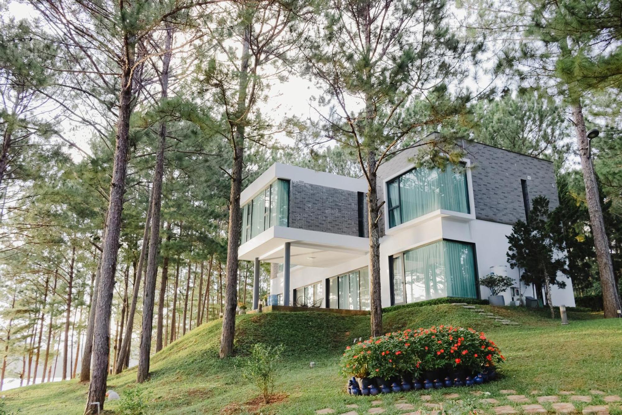Terracotta Hotel & Resort Dalat Buitenkant foto